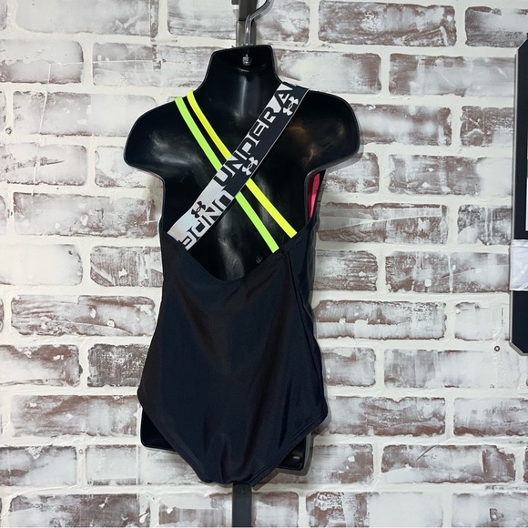 Under Armour Pink and Black Activewear - Picture 1 of 5